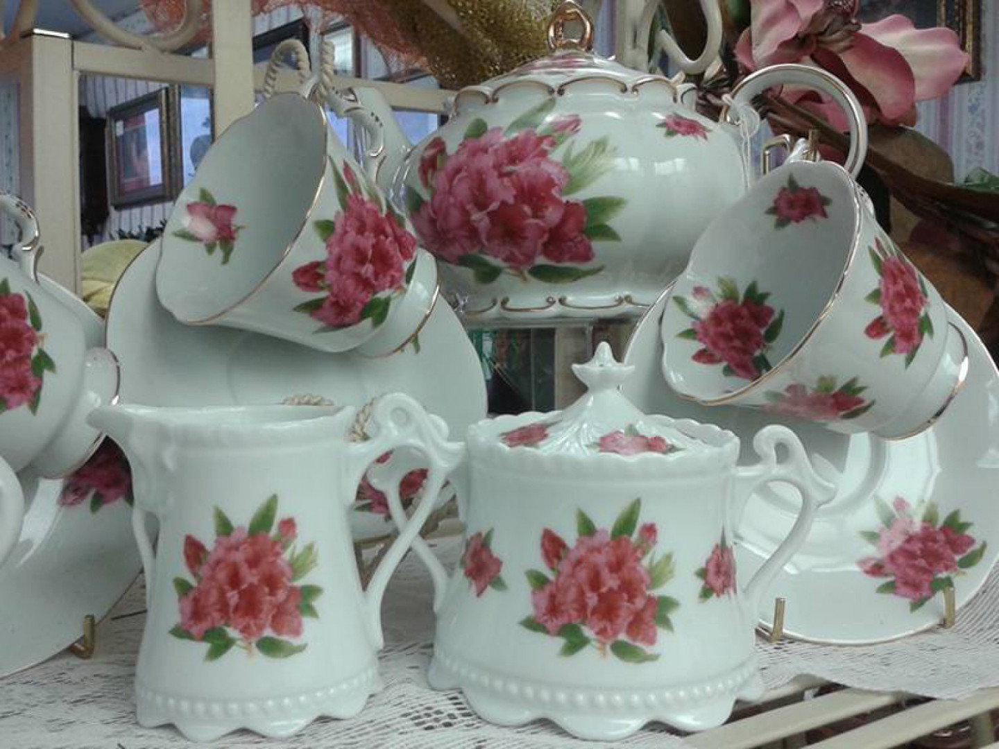 Tea and Sets Victorian Connection